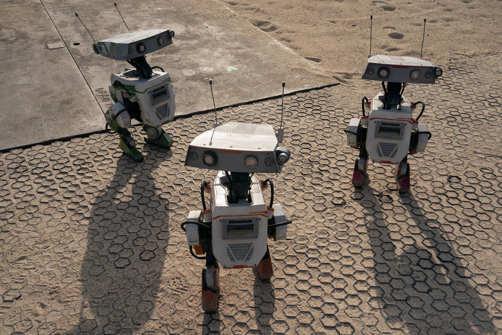 New Details for Mando and Grogu’s Millennium Falcon Smugglers Run Mission Revealed for Star Wars: Galaxy’s Edge BDX Droids - SXSW (1)